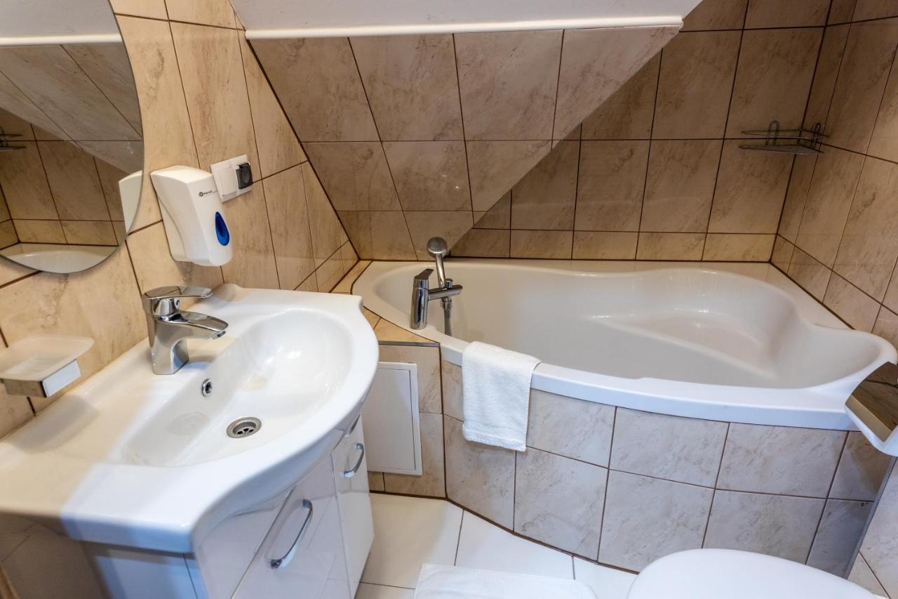 Aplit 2 Guest House ザコパネ エクステリア 写真